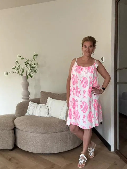 One Size Barok print jurk met gevlochten bandjes - Neon Roze draagbaar van 44-60
